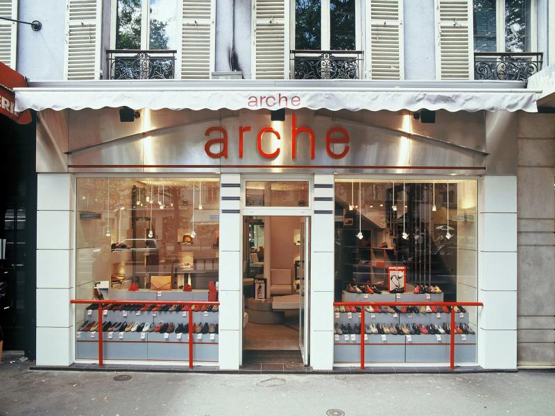 R am nagement de boutique Arche Paris 75 Ivars Ballet